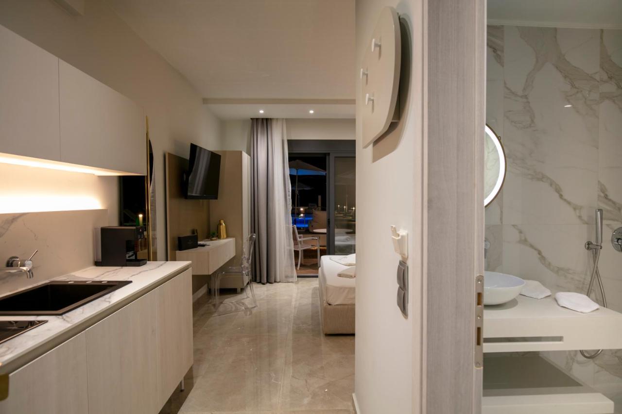 B&D Luxury Suites Скала-Потамиас Экстерьер фото